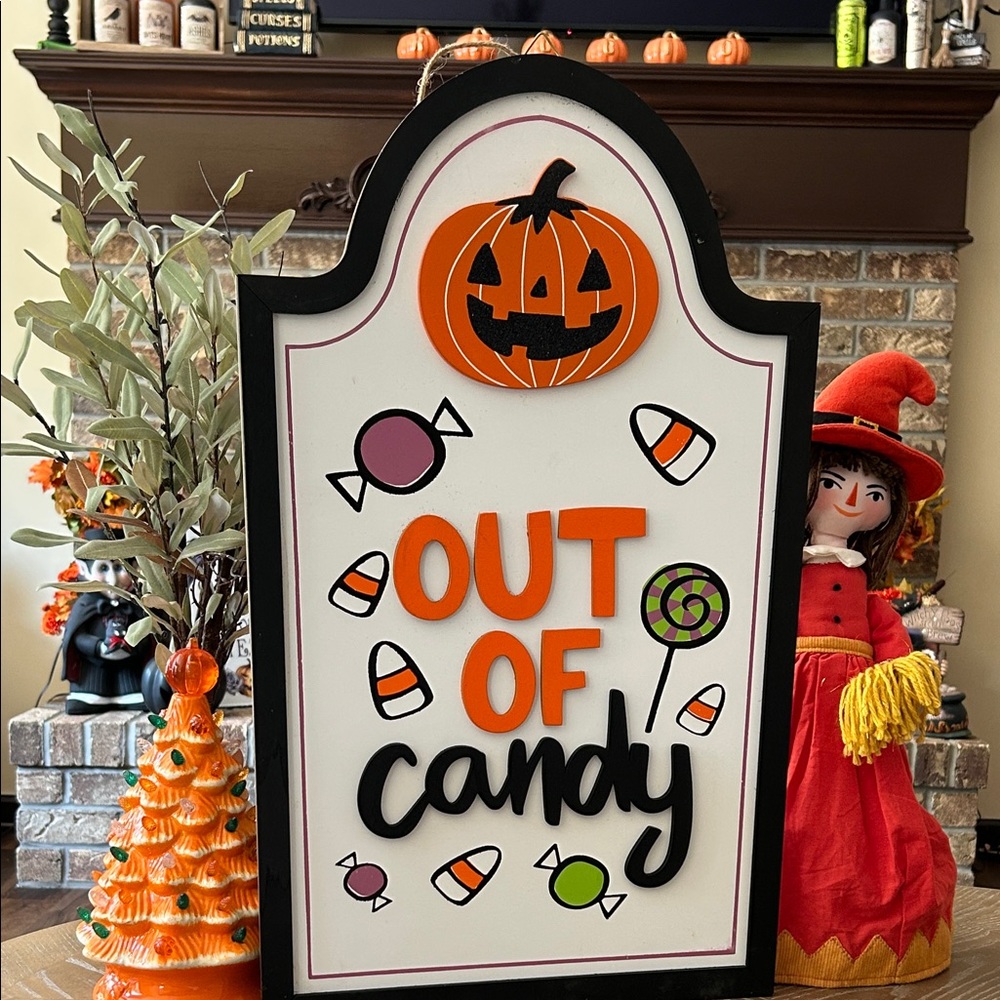 NEW! LARGE Halloween Trick or Treat Out of Candy Wood Holiday Sign - Picture 7 of 7